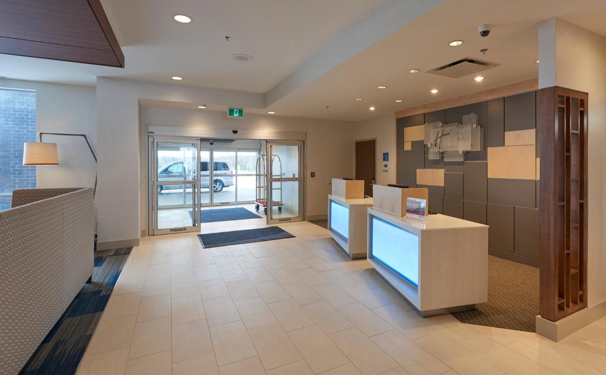 Holiday Inn Express & Suites St. John'S Airport By Ihg Εξωτερικό φωτογραφία